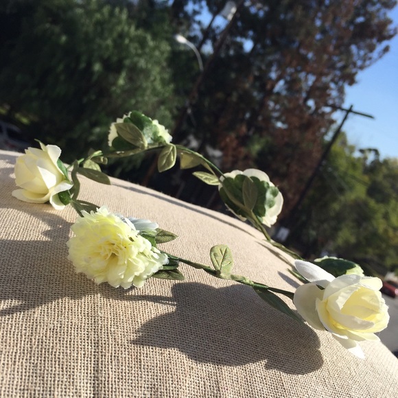 Flower band - Picture 1 of 4