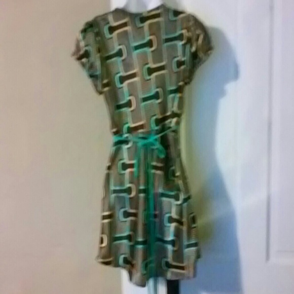 multicolor top - Picture 2 of 3