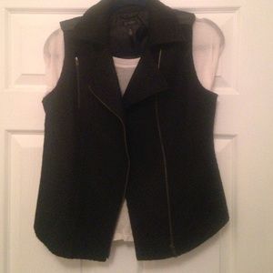 Jessica Simpson Vest