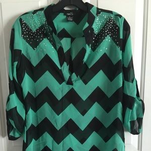 Rue 21 chevron v-neck dress shirt