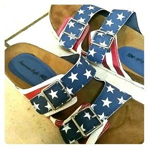 American eagle sandals