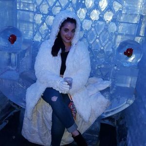 Meet your Posher, Alejandra