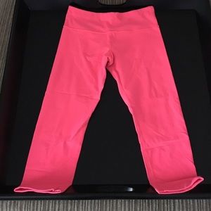 Lulu lemon hot pink leggings