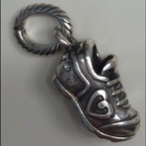 Listing for Senora Ramos