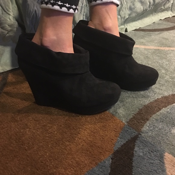 Wedge booties