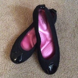 💖Pretty black flats💖