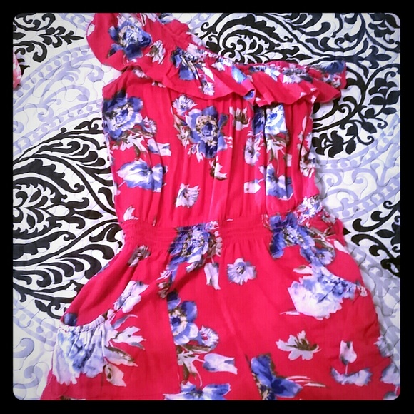 Floral one shoulder romper