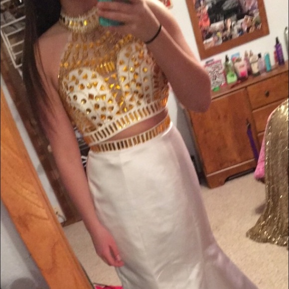Prom dress