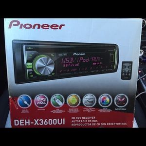 Pioneer radio for car
