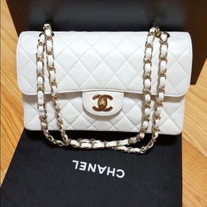 sold❌❌❌Chanel Small double flap - White caviar