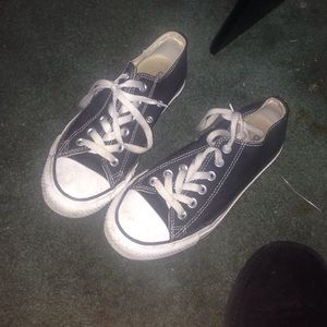 Converse Low tops