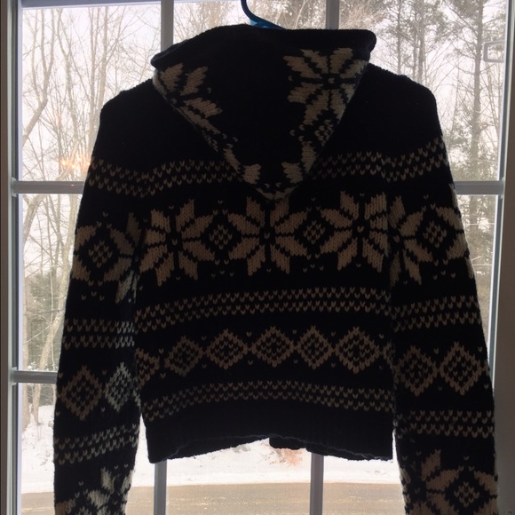 Sweater - Picture 4 of 4