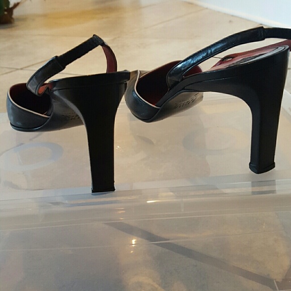 Anne Klein black kitten heels - Picture 4 of 4