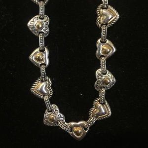 Cookie Lee: Short heart necklace