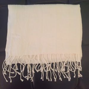 Soft Off-white scarf!