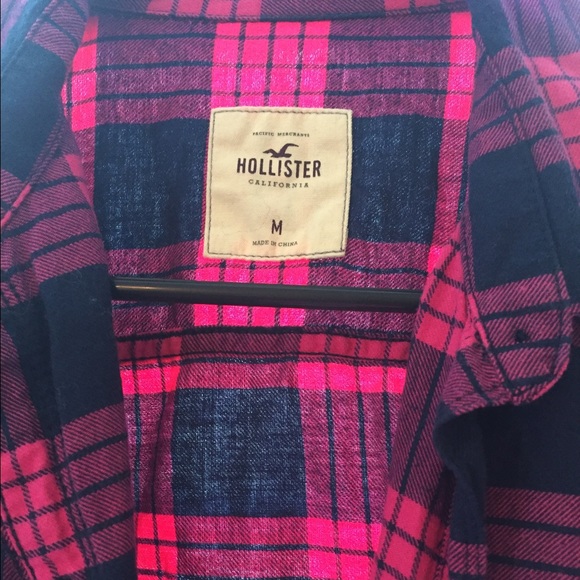 Button down - Picture 2 of 2