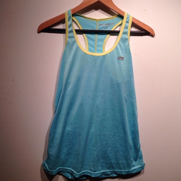 Lightweight women's racer back tank top