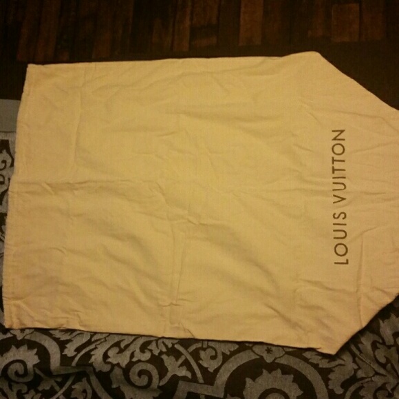 Dust bag