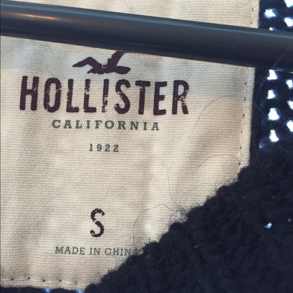 Sweater - Picture 3 of 4