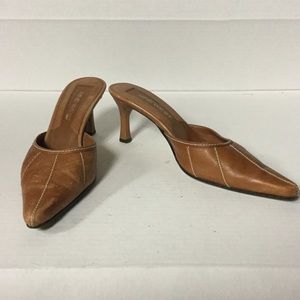 Nine West Distressed Tan Leather Mule