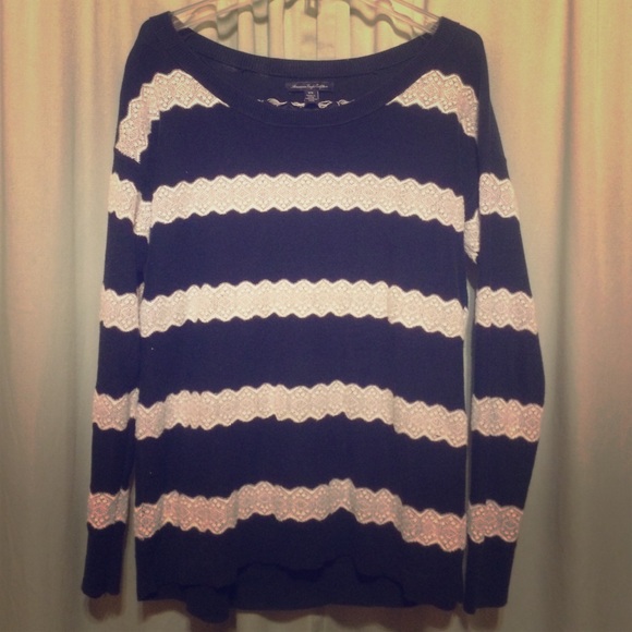 🎉AEO Navy Blue/ White Lace Sweater🎉
