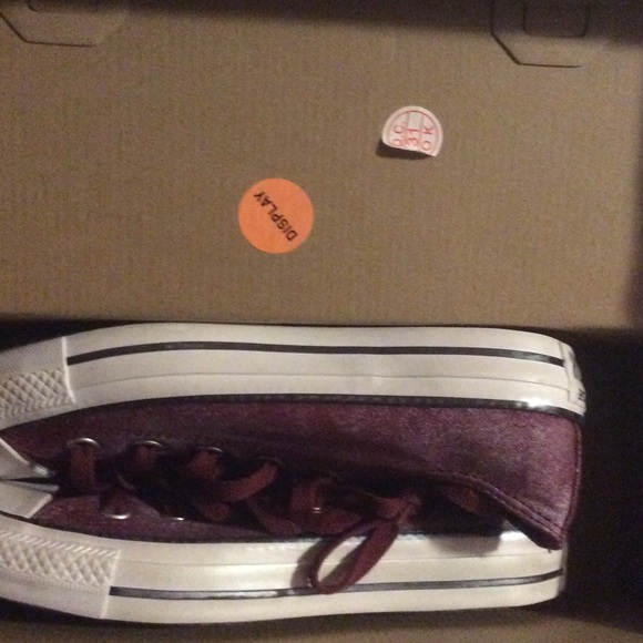Oxheart converse sneakers