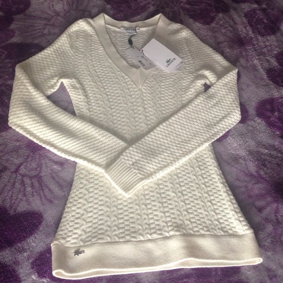 Lacoste sweater 😍