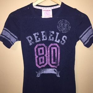 VS PINK burnout graphic tee