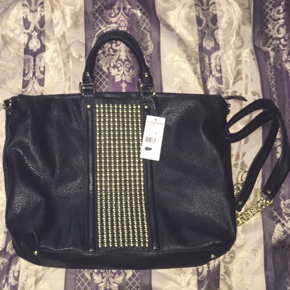 🚨SOLD🚨 💕Steve Madden Large Studded Tote💕 - Picture 4 of 4