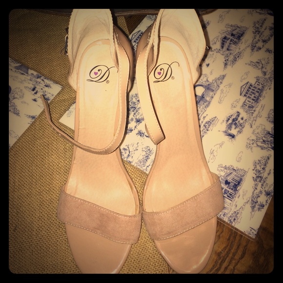 WORN ONCE! Nude ankle strap Stilletos SIZE 10