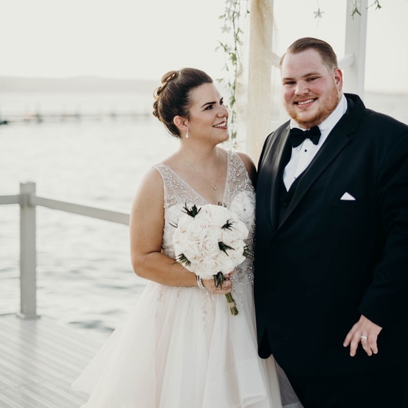 Meet your Posher :) - Picture 4 of 8