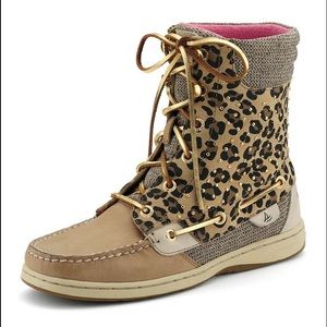 Cheetah-print Sperry boots ✨