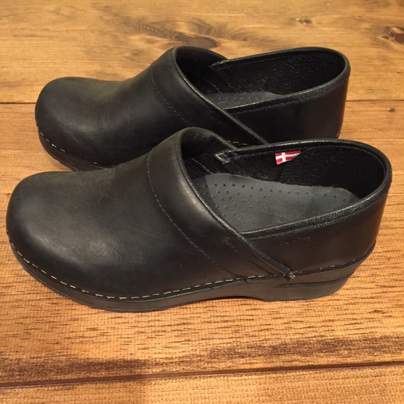 Sanita nursing shoe.