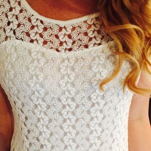 Forever 21 White Lace Top 🎀