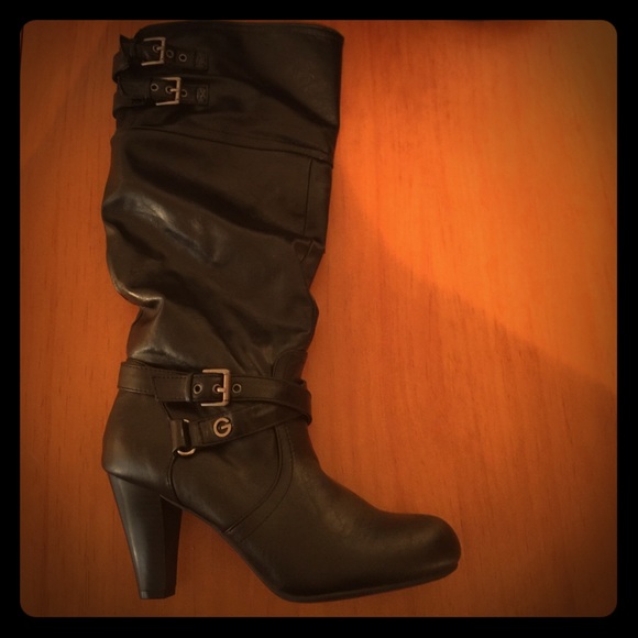 Guess scrunchy boots - 9.5