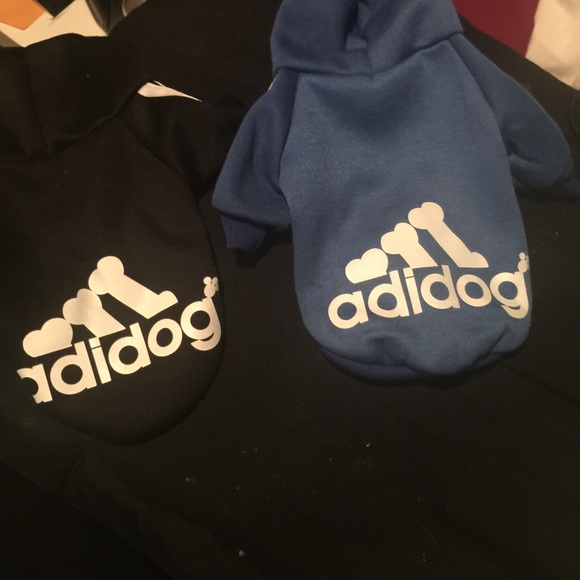 2 dog sweatshirts