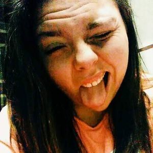 Meet your Posher, Shawna