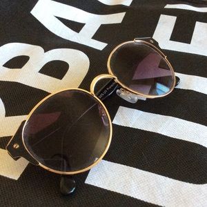 Urban outfitters // gold sunglasses