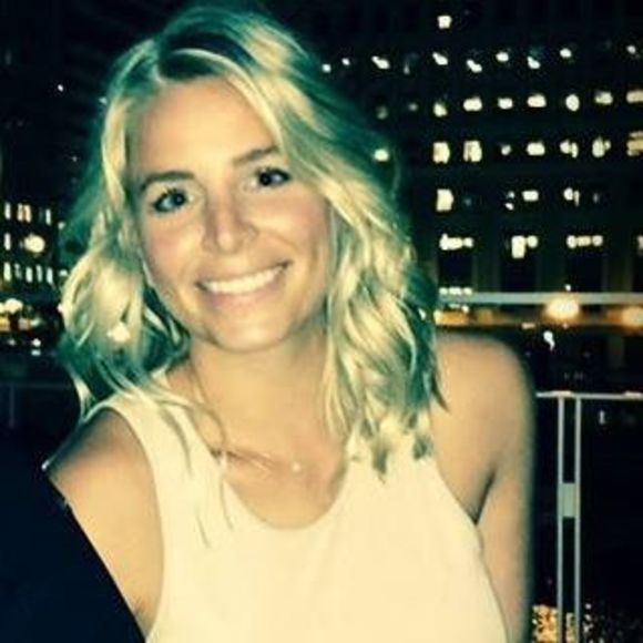 Meet your Posher, Danielle