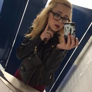 Meet your Posher, Kadie