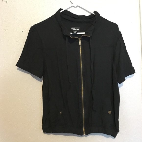 Never worn