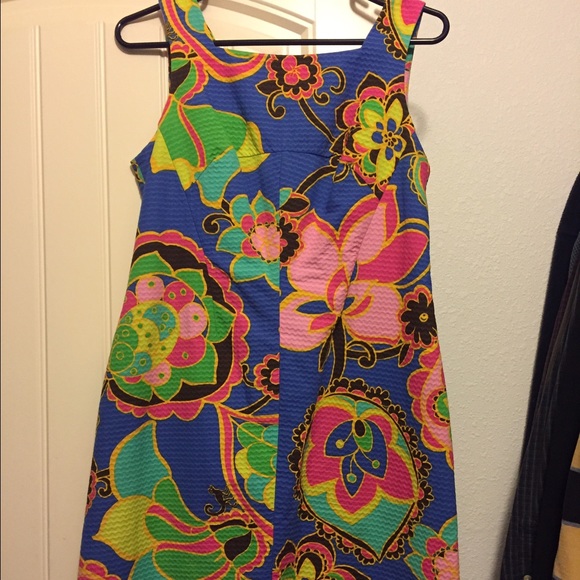 Drama Queen Shift size 4