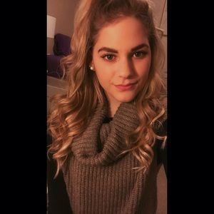 Meet your Posher, Bailey