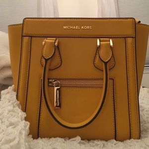 Michael kors medium yellow Colette satchel