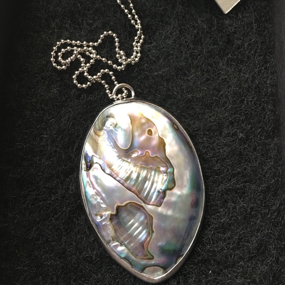 Abalone pendant necklace