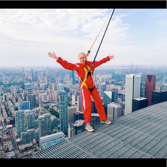 Meet your Posher, Ainsley - Picture 2 of 8