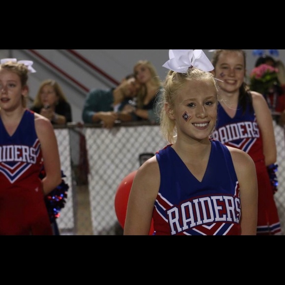 Meet your Posher, Ainsley - Picture 7 of 8