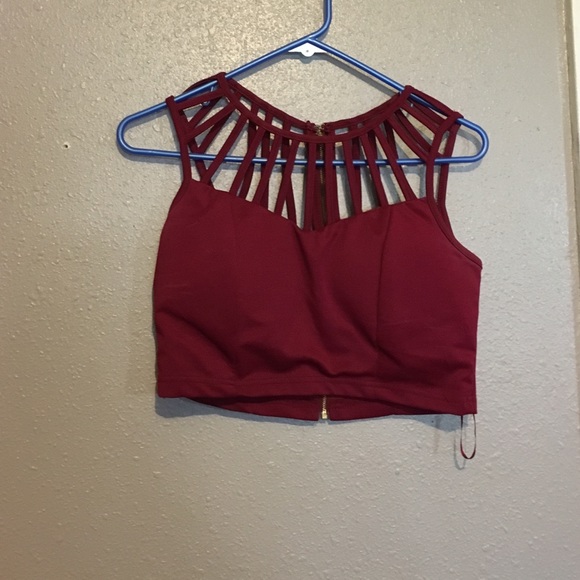 Crop top