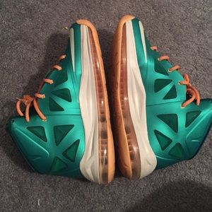 Lebron James sneakers
