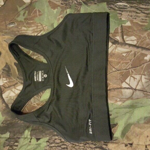 Sports bra